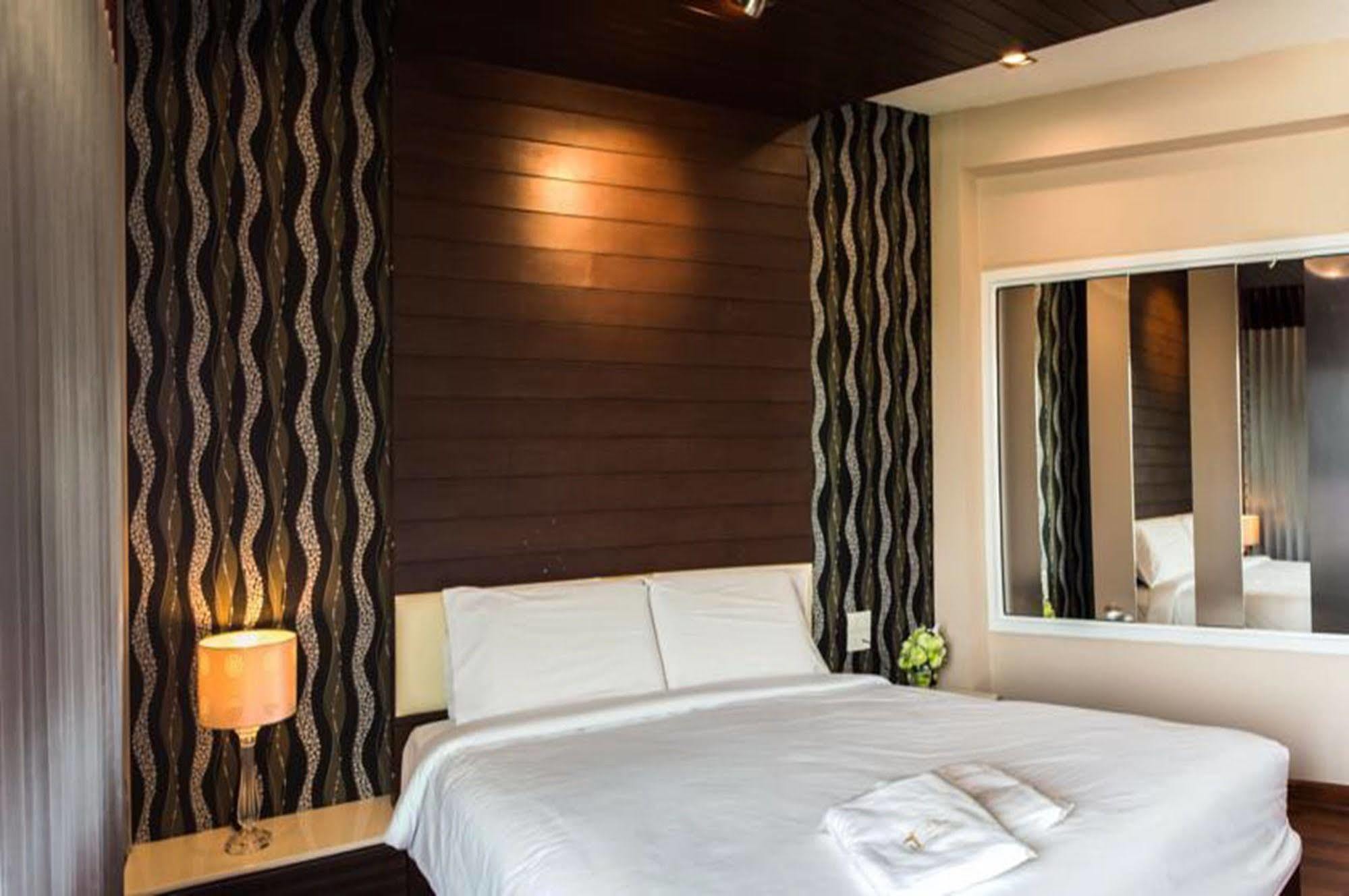 The Ring Hotel Hat Yai Eksteriør billede