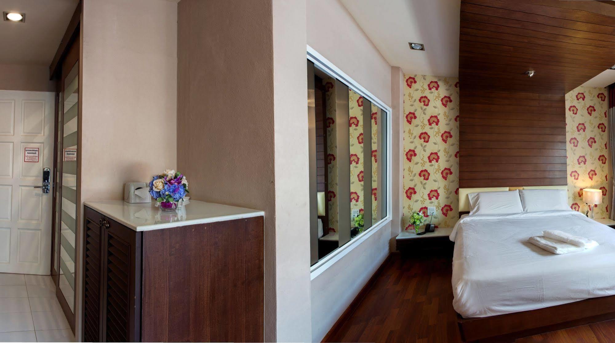 The Ring Hotel Hat Yai Eksteriør billede