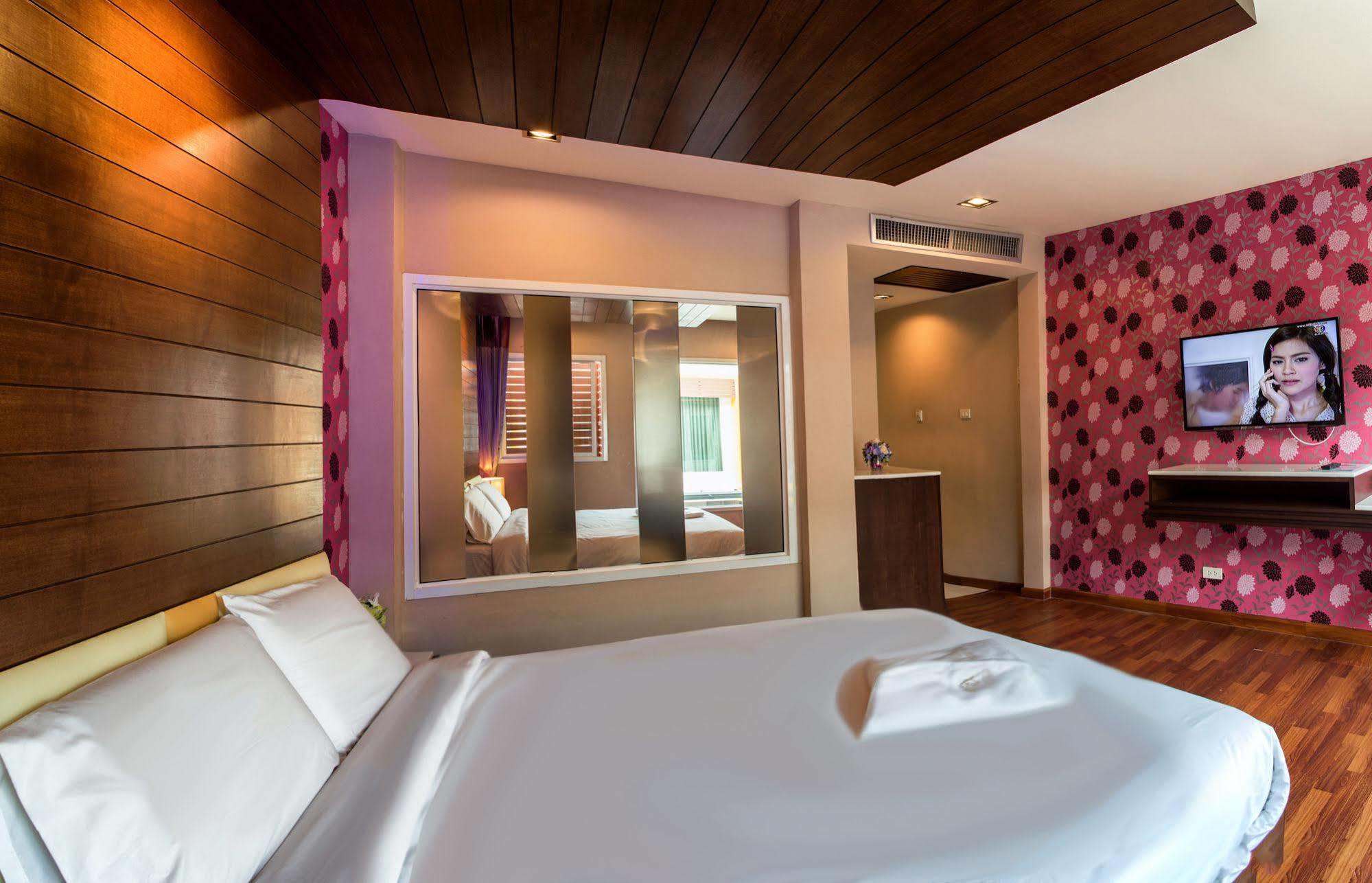 The Ring Hotel Hat Yai Eksteriør billede
